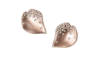 桜をモチーフにしたジュエリーコレクション｜MIKIMOTO - Web Magazine