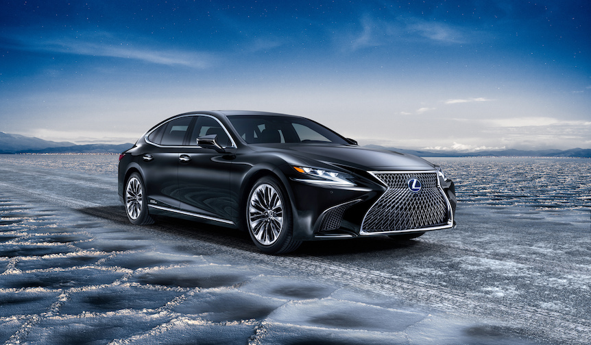 新型LSのハイブリッドモデルをワールドプレミア｜LEXUS