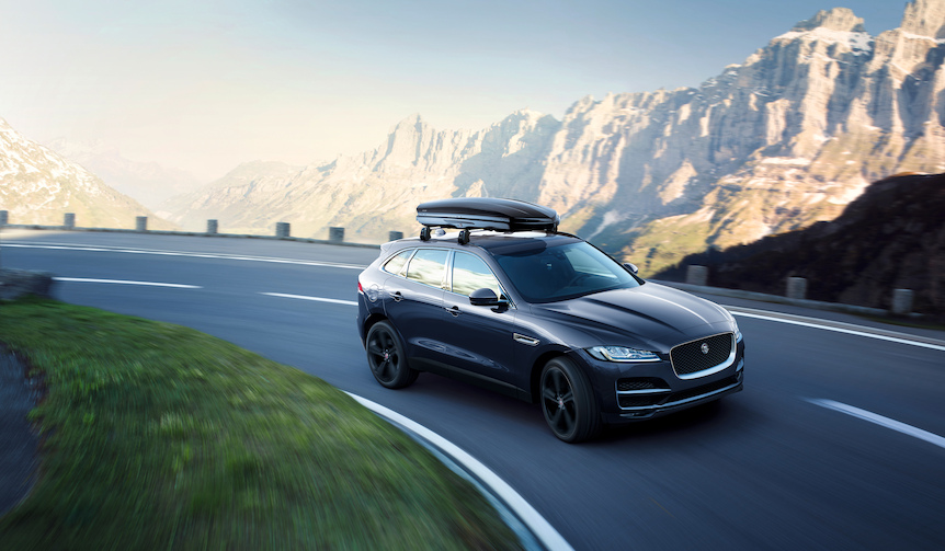 アクティブ仕様のジャガーFペース特別仕様車｜Jaguar