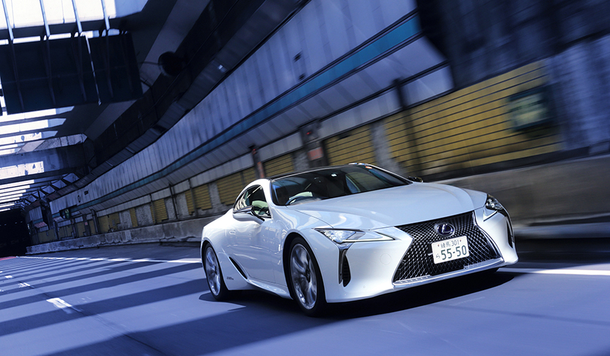 レクサスのフラッグシップクーペ 「LC」に横浜で試乗｜LEXUS