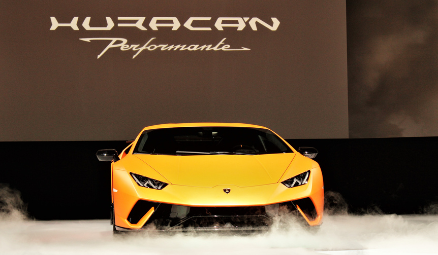 ウラカン ペルフォルマンテ日本上陸｜Lamborghini