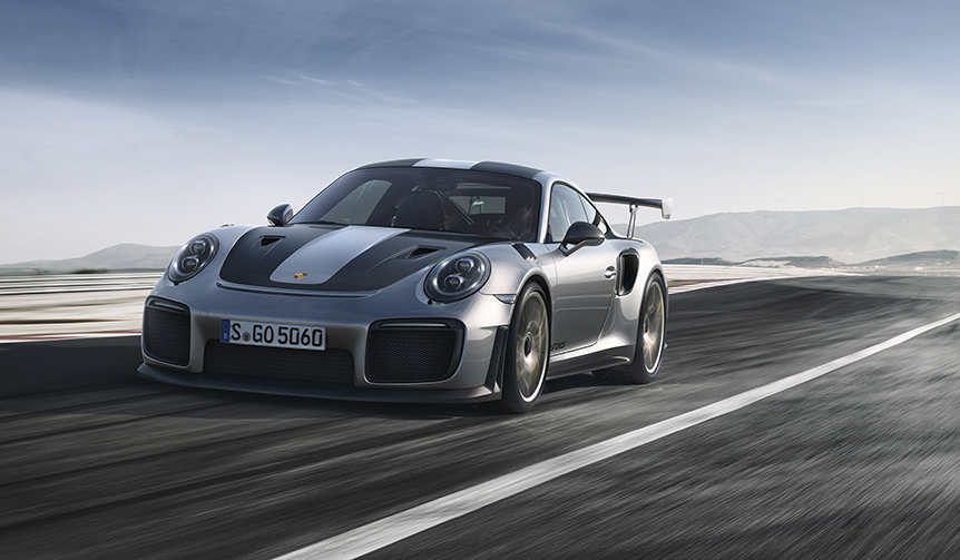 700psを誇る「911 GT2 RS」を世界初披露｜Porsche