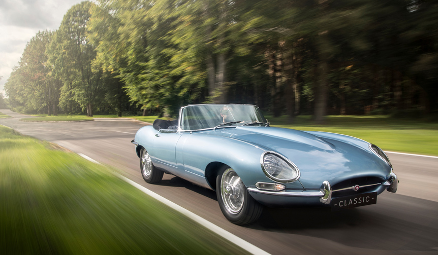 EVとして生まれ変わった往年の名車Eタイプ｜Jaguar
