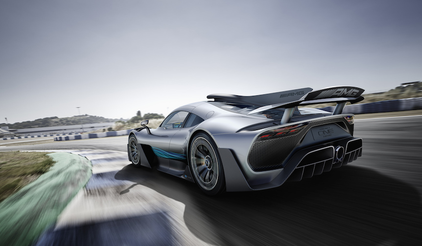 東京モーターショーで「AMGプロジェクト1」などをアジア初披露｜Daimler ギャラリー