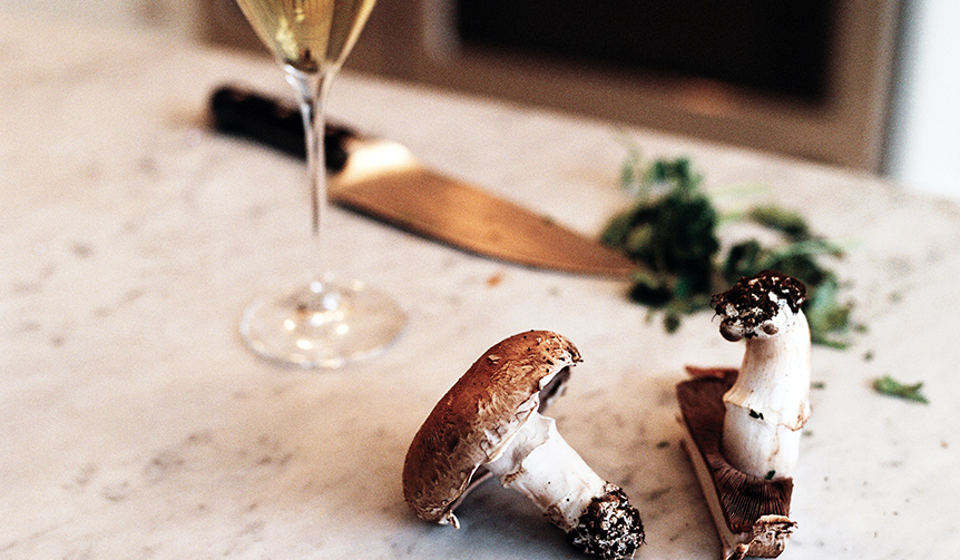 KRUGときのこの相性を追求。「KRUG BOOK 2017」｜Krug