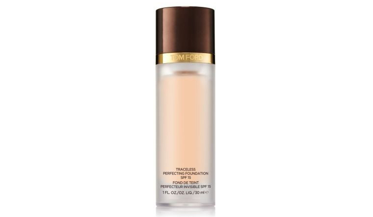 完璧なベースメーク作りに欠かせないアイテムが新登場｜TOM FORD BEAUTY