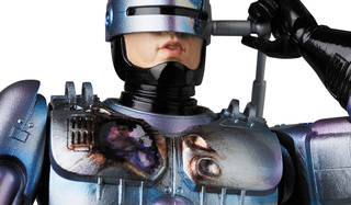MAFEX ROBOCOP 2｜ MEDICOM TOY - Web Magazine OPENERS(ウェブ