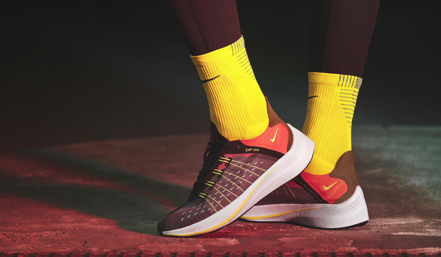 ナイキ、ランニングシューズの機能を取り入れたライフスタイルシューズ「EXP-X14」をリリース｜NIKE