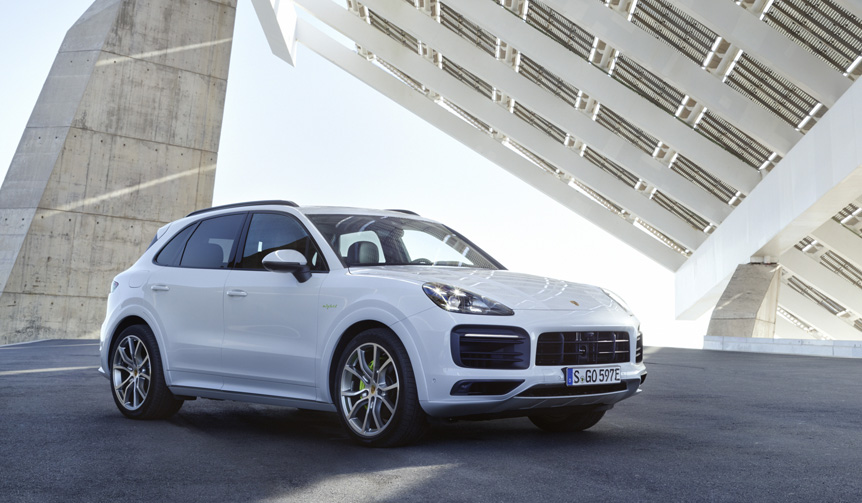 ポルシェ カイエンにPHVモデル登場｜Porsche