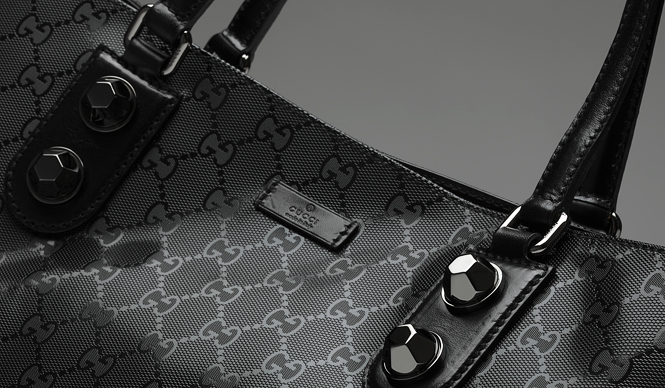  GUCCI｜ファッション性と機能性を兼ね備えた 新作「メタルスタッズ」　ギャラリー