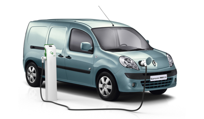  RENAULT Kangoo Maxi Z.E.｜カングーにEVが登場 ギャラリー