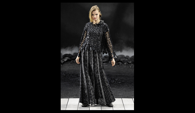 CHANEL | First Look: Fall/Winter 2011 Collection (2)