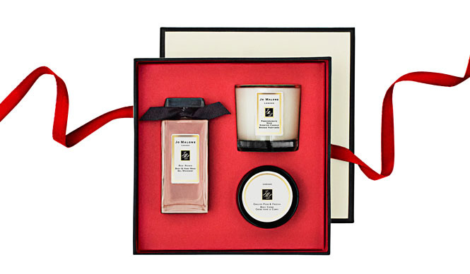 Jo Malone｜コンバイニングも楽しめる「CELEBRATE CHRISTMAS 2011」 ギャラリー