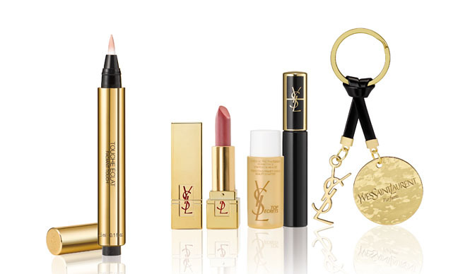 YVES SAINT LAURENT｜人気アイテムが輝く2011クリスマスコフレ ギャラリー