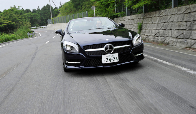 Test Drive of the New SL in Japan | Mercedes-Benz Gallery