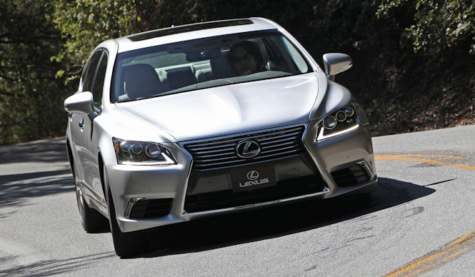 レクサスLS 2013年モデルに試乗｜Lexus ギャラリー