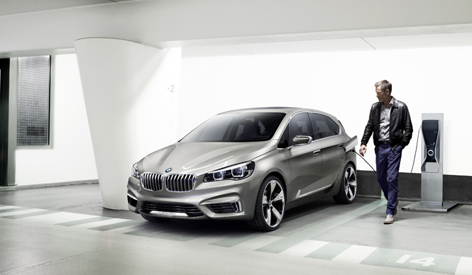 3気筒エンジン＋電気モーターのプラグインハイブリッド｜BMW ギャラリー
