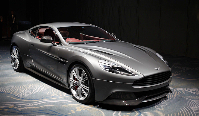 アストンマーティン ヴァンキッシュ、はやくも日本初上陸｜Aston Martin ギャラリー