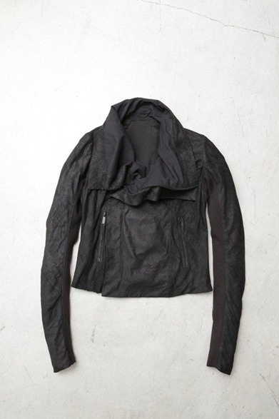 Rick Owens｜漆黒に染められた特別仕様のレザージャケットを限定リリース ギャラリー