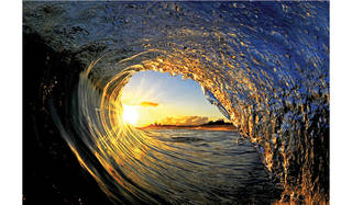 波が美しく崩れる瞬間を撮影した『クラーク・リトル写真展』 - Web