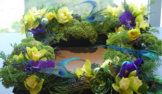 クリスマスリースで、2013年のラッキーカラーを先取り！｜FLORALUXE｜フローラリュクス