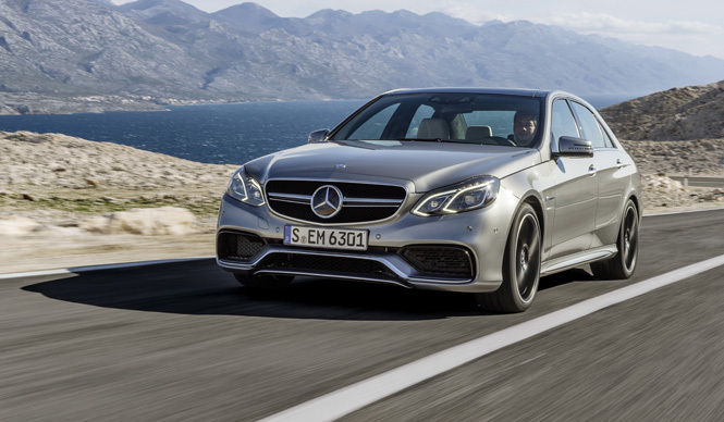 今度の「E 63 AMG」は、パワーアップに対応した4WDを採用｜Mercedes-Benz ギャラリー