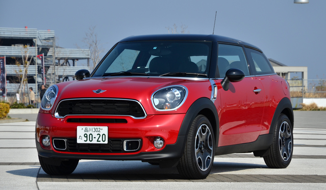 ミニ、7番目のモデル、ペースマンに試乗｜Mini ギャラリー