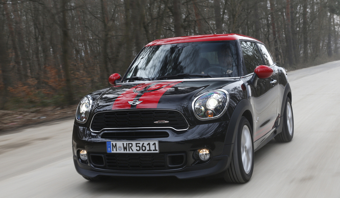 MINI JCW ペースマンに試乗｜Mini ギャラリー