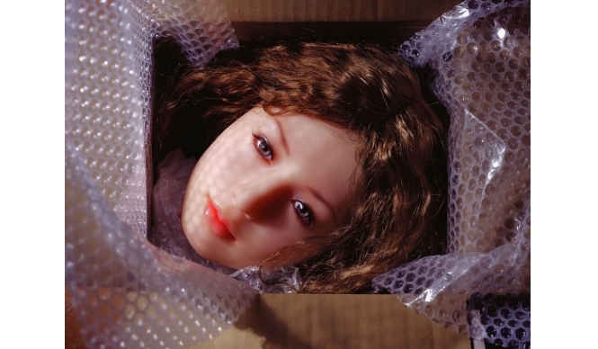 ART｜小山登美夫ギャラリーでローリー・シモンズ展『The Love Doll: Days9-35』 ギャラリー
