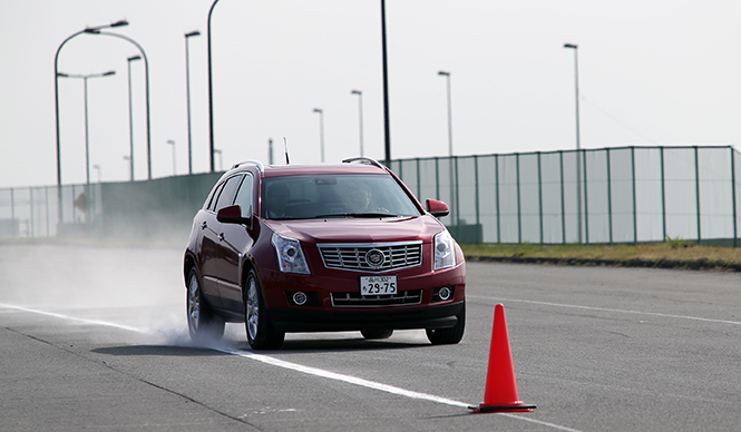 キャデラックが考えるクルマの安全性｜Cadillac ギャラリー