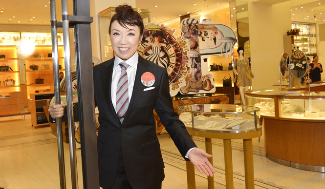 BARNEYS NEW YORK｜銀座店にユーミンが登場！（1）