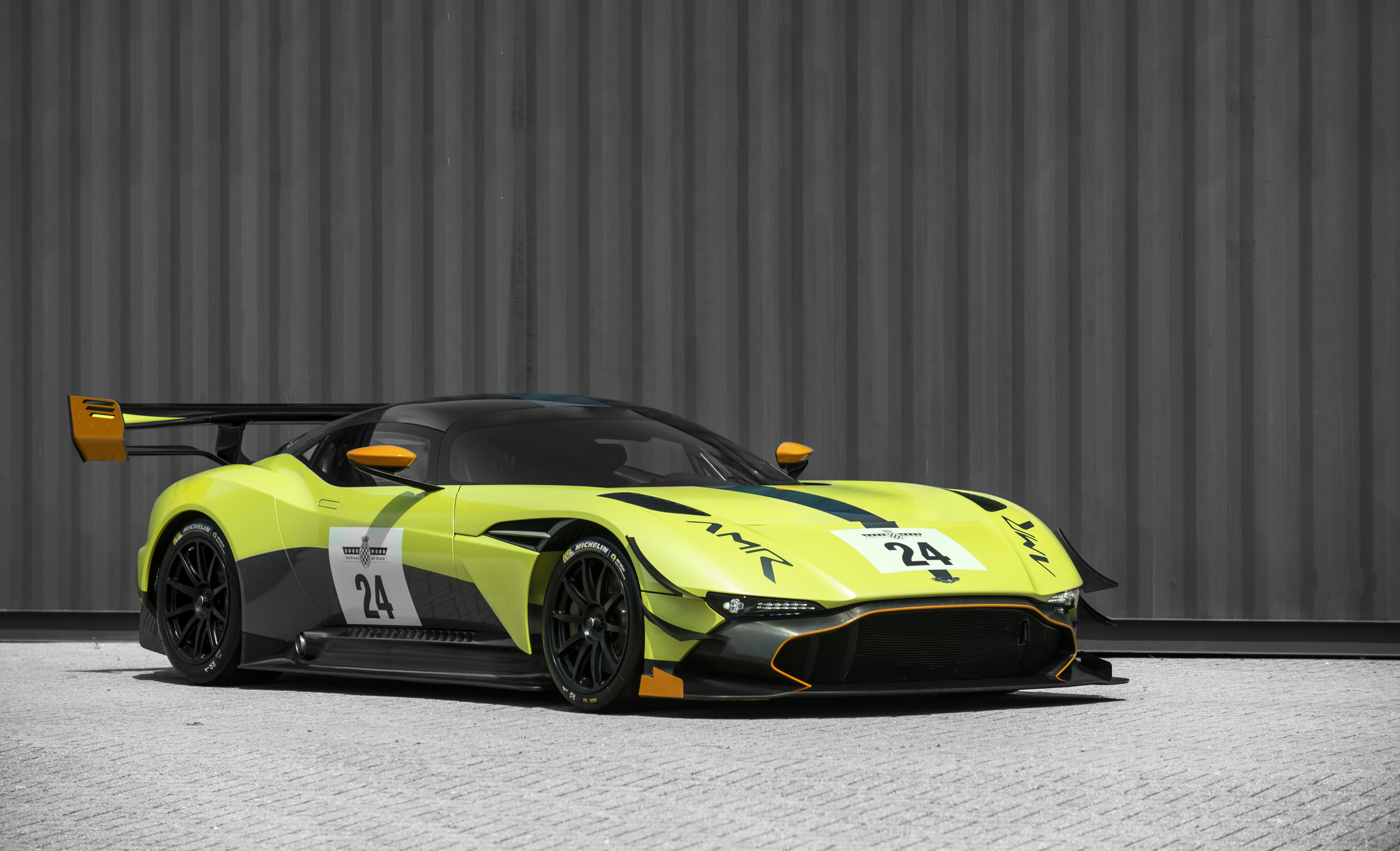 Aston Unveils "Vulcan" Upgrade Kit "AMR Pro" | Aston Martin
