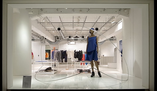 服からのインスピレーション、建築家・中村竜治のオブジェ｜ISSEY MIYAKE INC. ギャラリー
