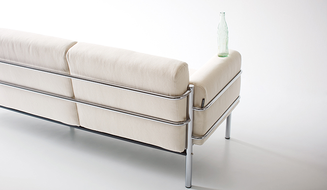 Order Fabric for Innovator Sofas at Isetan Shinjuku Main Building 5F | innovator Gallery