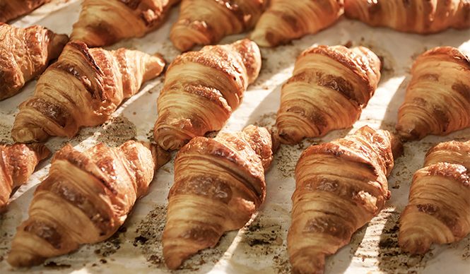 EAT | A Parisian Bakery & Patisserie Causing a Stir Opens in Japan Gallery