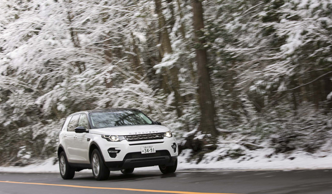 7人乗りも選べるプレミアムSUV、ディスカバリー スポーツに試乗｜Land Rover ギャラリー