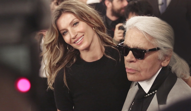 2016 Cruise Collection Guest Snapshots | CHANEL Gallery