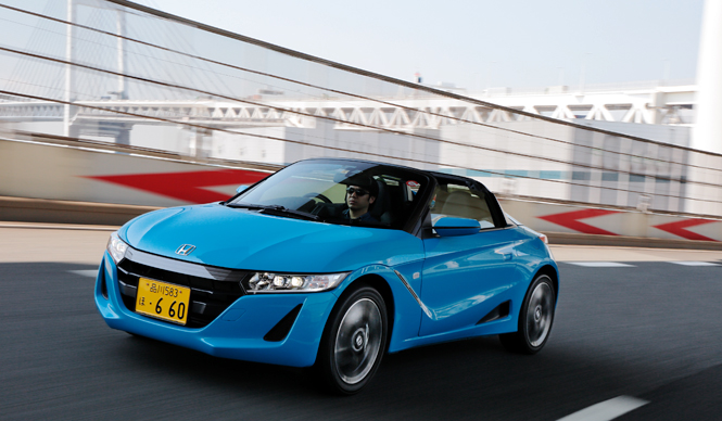 Test Drive of the Honda S660, the Smallest Mid-Ship Sports Car | Honda Gallery