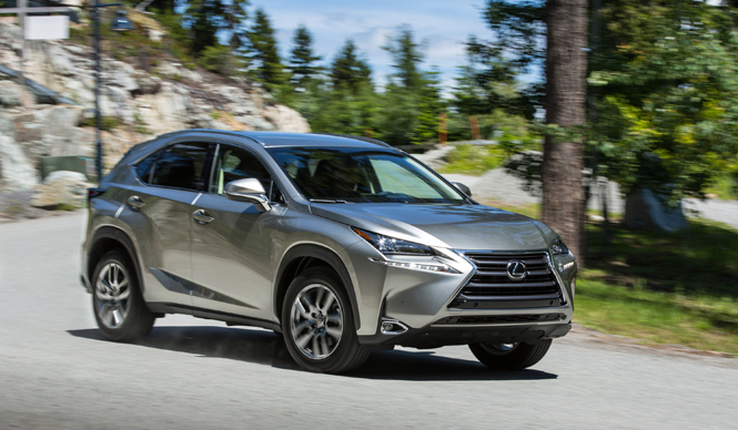 コンパクトラグジュアリーSUV、レクサス NXに試乗｜Lexus ギャラリー