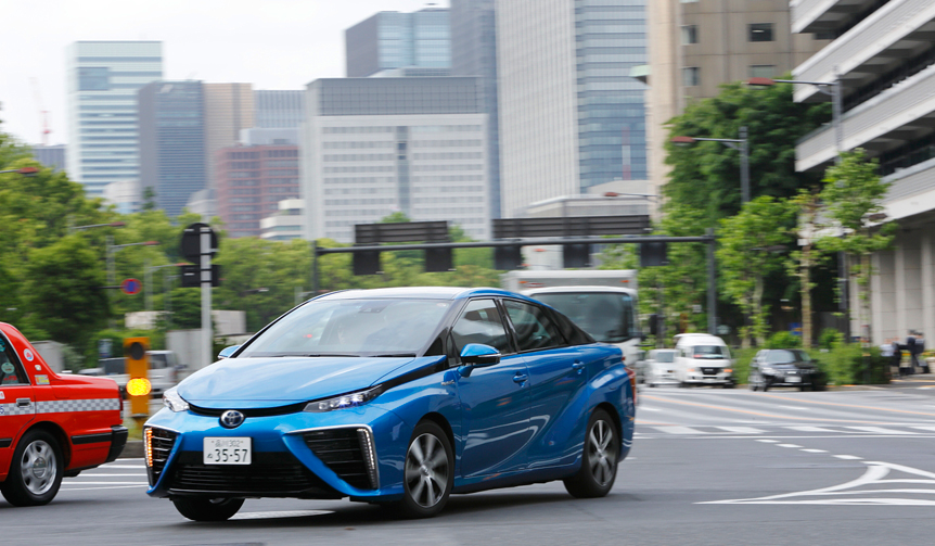 燃料電池車トヨタ MIRAI（ミライ）に試乗｜Toyota  ギャラリー