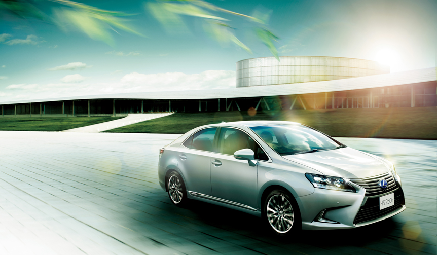 Lexus HS Receives Minor Changes | Lexus Gallery
