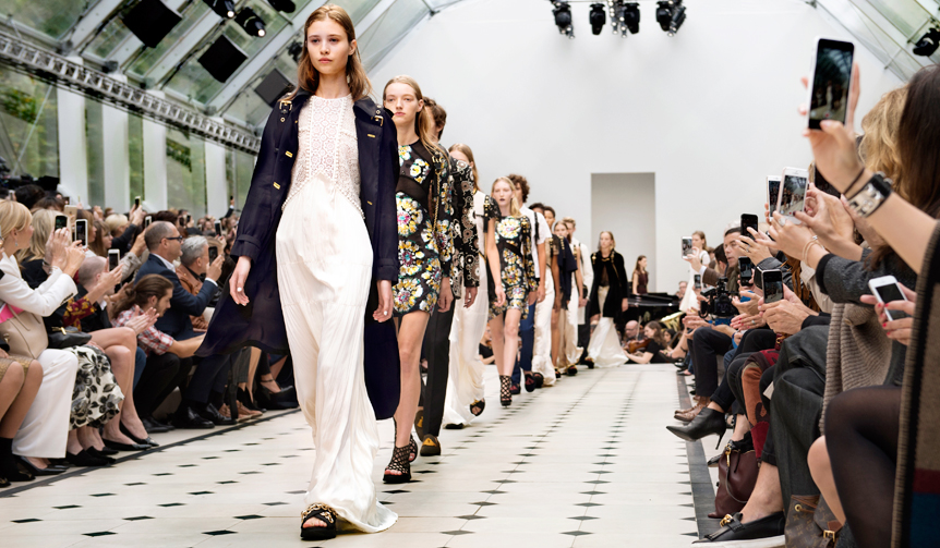 Burberry Prorsum Spring/Summer 2016 Womenswear Collection | BURBERRY PRORSUM