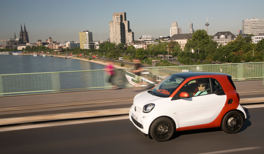 Test drive the fully redesigned new smart | smart Gallery