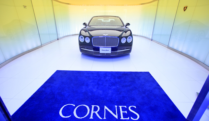 Acquire the World's Pinnacle Driver's Car | BENTLEY Gallery