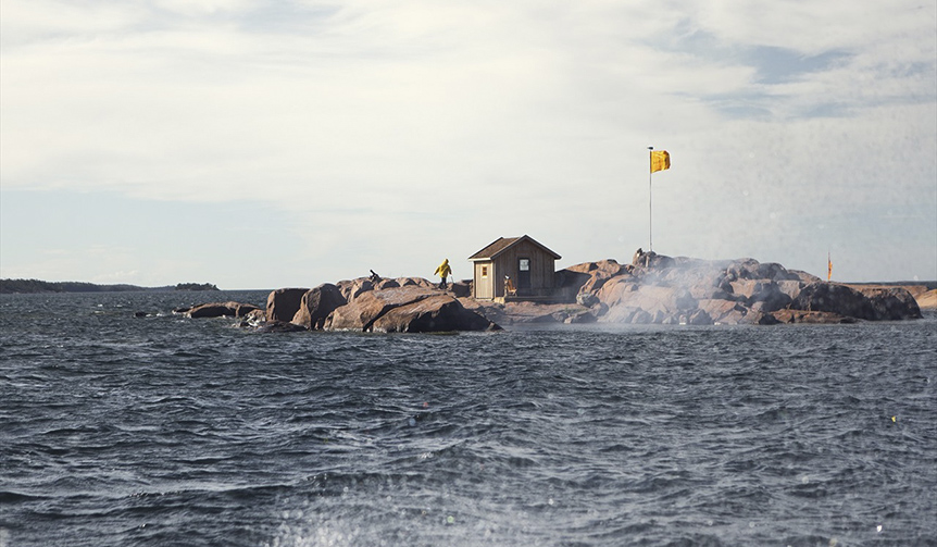 海底にシャンパーニュを貯蔵するプロジェクト「セラー・イン・ザ・シー」｜Veuve Clicquot ギャラリー