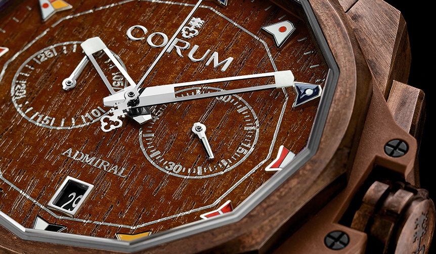 チーク材を用いて、ヨットレーシングにオマージュを捧げた「アドミラル」｜CORUM　ギャラリー