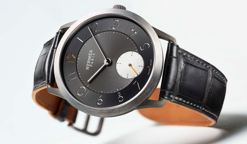 シンプリシティを体現する「スリム ドゥ エルメス」の新作｜HERMÈS ギャラリー