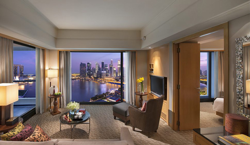 Race Through the Night: An Up-Close F1 Experience | MANDARIN ORIENTAL, SINGAPORE