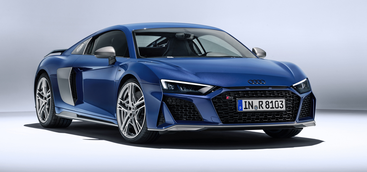 アウディのフラッグシップスポーツ「R8」がマイナーチェンジ｜Audi