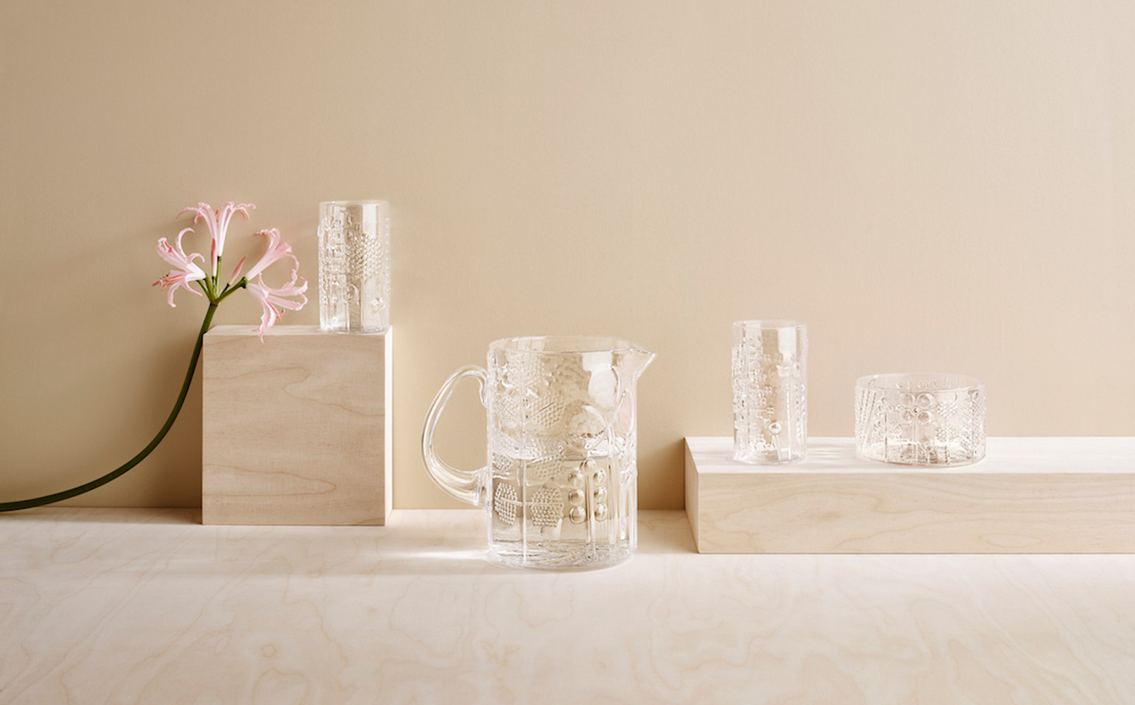 偉大なガラスデザイナー、オイバ・トイッカが残した美しい痕跡｜Iittala